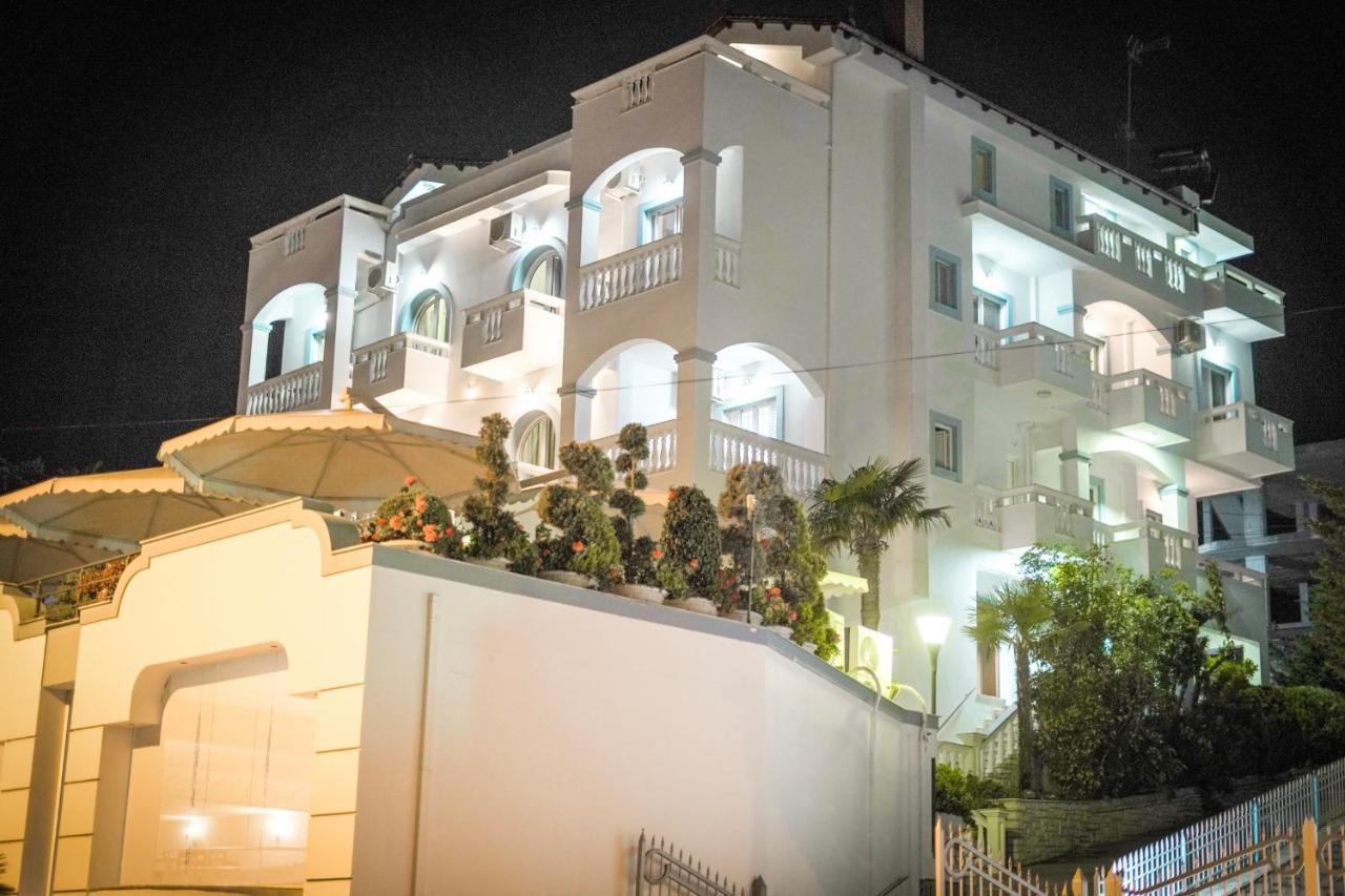 Hotel Serxho ซารานเดอ ภายนอก รูปภาพ